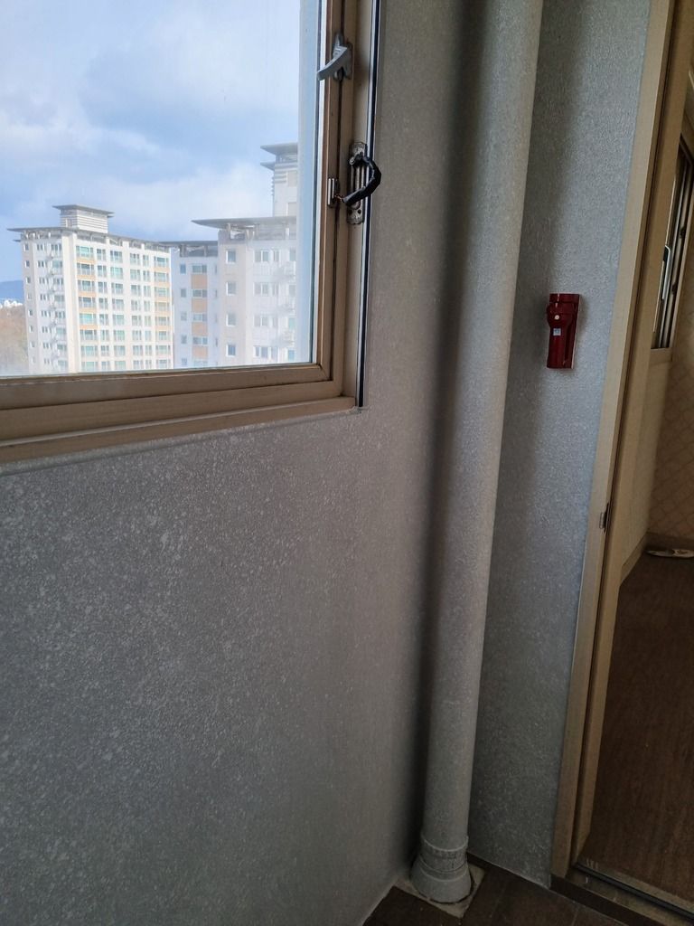 단열제 2.3티 작업 전후 사진  입니다