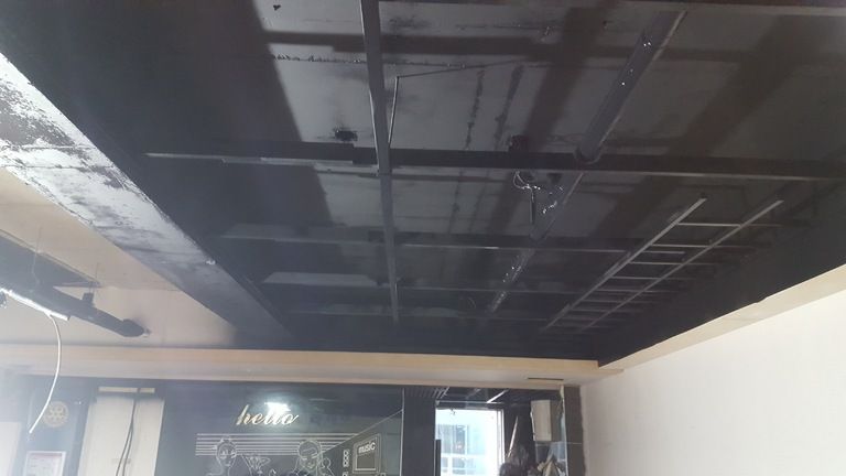 성남시 중원구 까페  천장 노출 작업사진 입니다