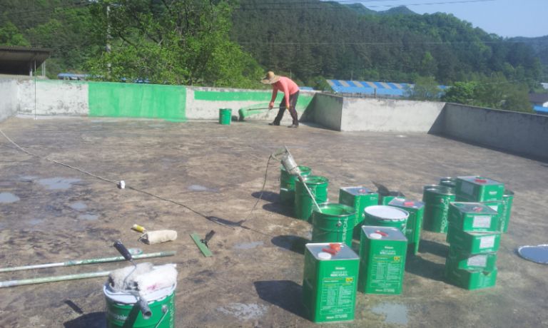 충남 논산시 양촌면  중산리 주택  옥상방수 사진입니다..