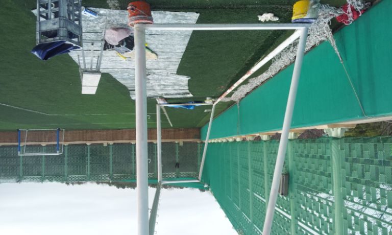 분당 백현동 외국인학교 축고골대2개조 우레탄페인트 작업 사진입니다. 